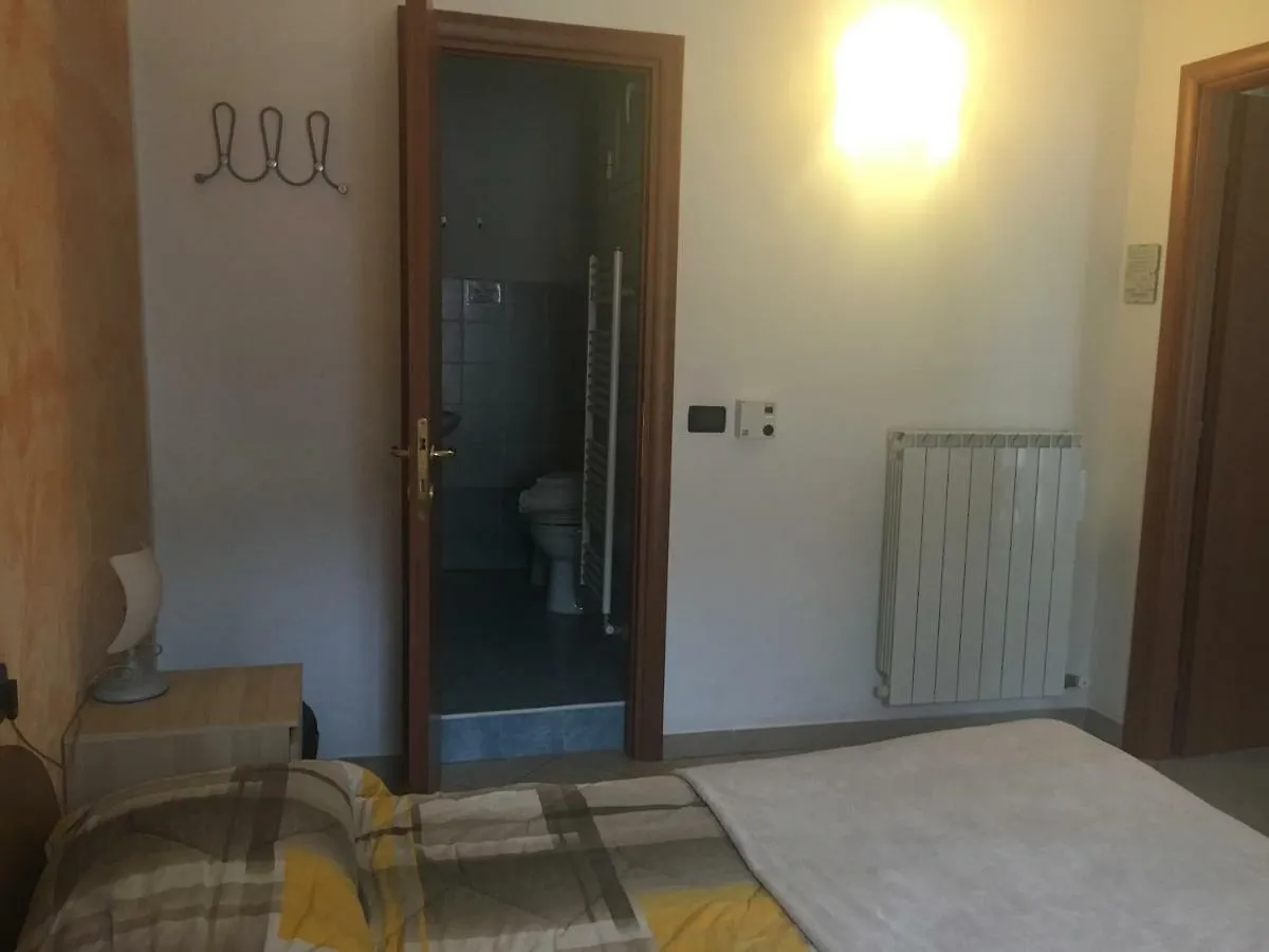 Un Posto Al Sole Bed & Breakfast Finale Ligure Italy